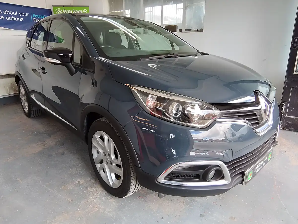 Used 2016 Renault Captur Dynamique Nav Blue - Interior and Exterior details 2