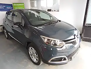 Used 2016 Renault Captur Dynamique Nav Blue - Interior and Exterior details 4