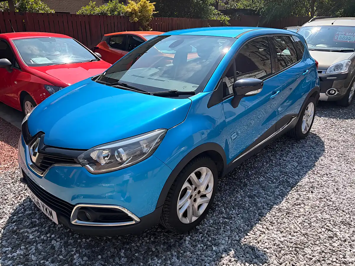 Used 2016 Renault Captur Dynamique Nav Blue - Interior and Exterior details 10