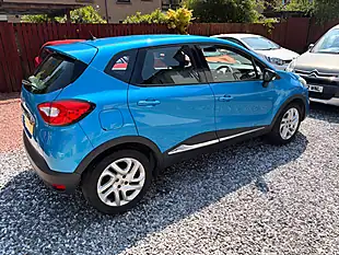 Used 2016 Renault Captur Dynamique Nav Blue - Interior and Exterior details 16