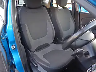 Used 2016 Renault Captur Dynamique Nav Blue - Interior and Exterior details 19