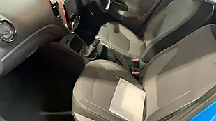Used 2016 Renault Captur Dynamique Nav Blue - Interior and Exterior details 10