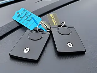 Used 2016 Renault Captur Dynamique Nav Blue - Interior and Exterior details 20