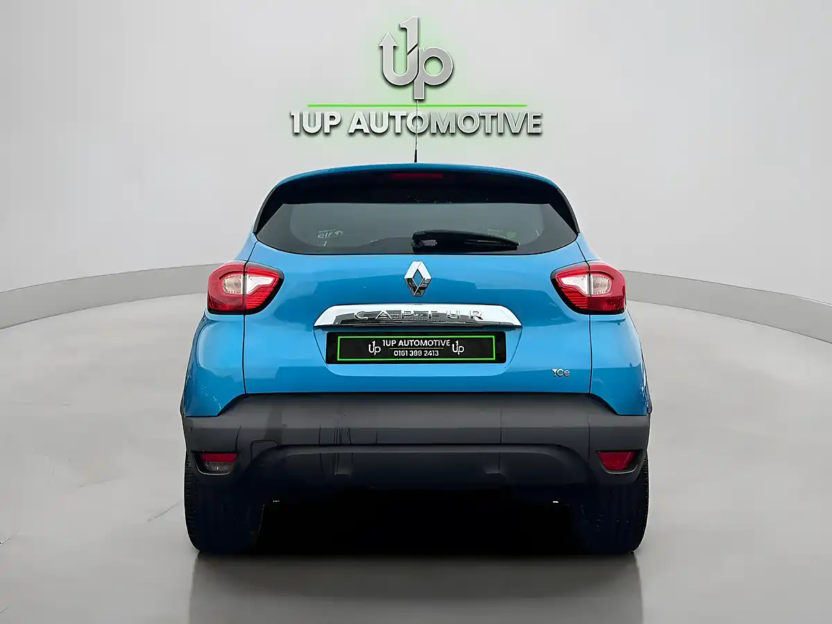 Used 2016 Renault Captur Dynamique Nav Blue - Interior and Exterior details 3