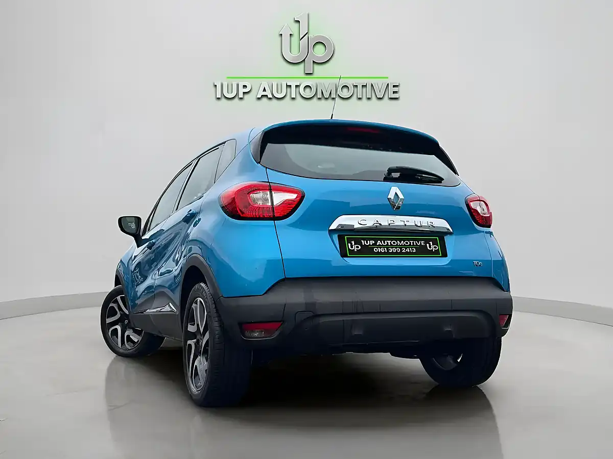 Used 2016 Renault Captur Dynamique Nav Blue - Interior and Exterior details 8