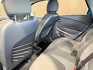 Used 2016 Renault Captur Dynamique Nav Blue - Interior and Exterior details 14