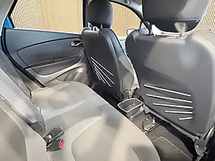 Used 2016 Renault Captur Dynamique Nav Blue - Interior and Exterior details 16