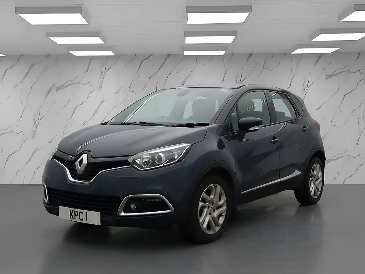 Used 2016 Renault Captur Dynamique Nav Blue - Interior and Exterior details 3