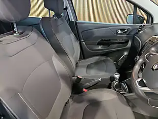 Used 2016 Renault Captur Dynamique Nav Grey - Interior and Exterior details 14