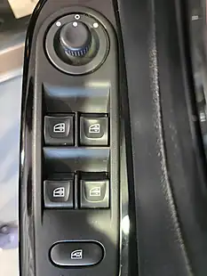 Used 2016 Renault Captur Dynamique Nav Grey - Interior and Exterior details 19