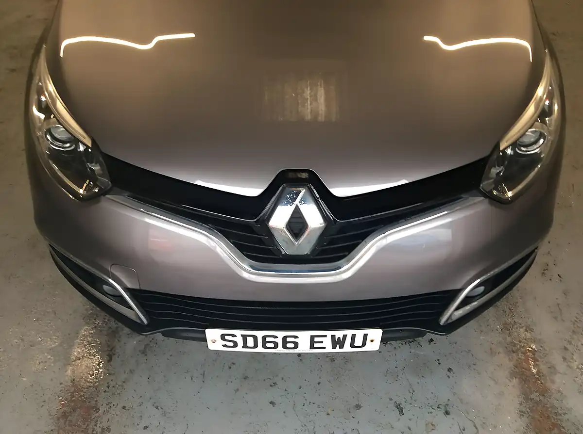 Used 2016 Renault Captur Dynamique Nav Grey - Interior and Exterior details 3
