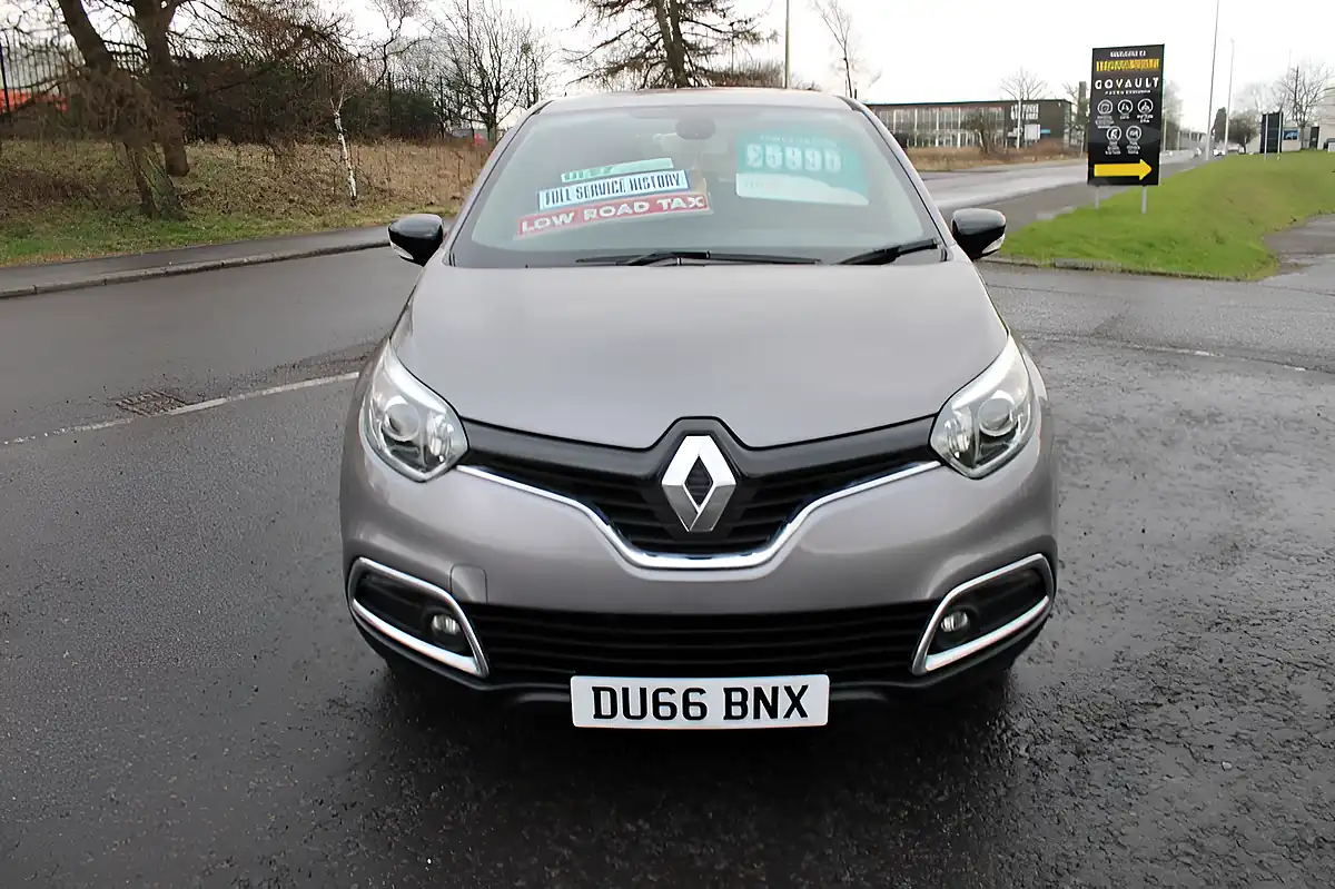 Used 2016 Renault Captur Dynamique Nav Grey - Interior and Exterior details 5