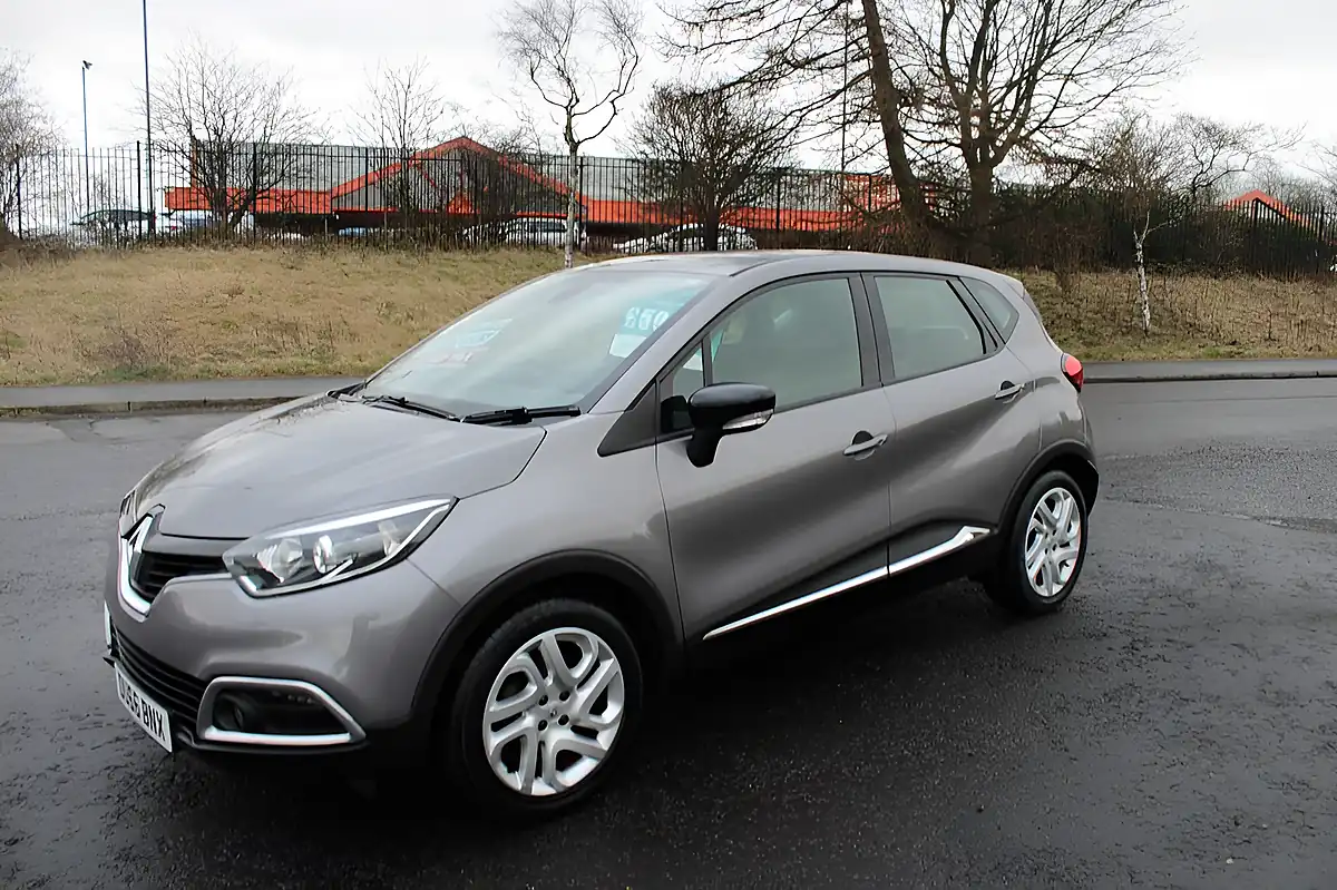Used 2016 Renault Captur Dynamique Nav Grey - Interior and Exterior details 7