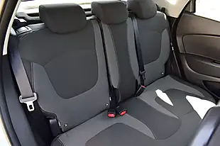Used 2016 Renault Captur Dynamique Nav Oyster Grey - Interior and Exterior details 12