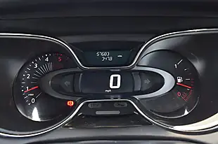 Used 2016 Renault Captur Dynamique Nav Oyster Grey - Interior and Exterior details 19