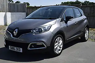 Used 2016 Renault Captur Dynamique Nav Oyster Grey - Interior and Exterior details 3
