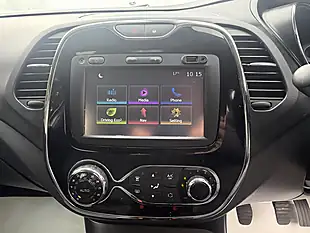 Used 2016 Renault Captur Dynamique Nav Silver - Interior and Exterior details 16