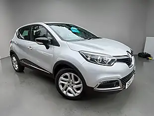 Used 2016 Renault Captur Dynamique Nav Silver - Interior and Exterior details 2