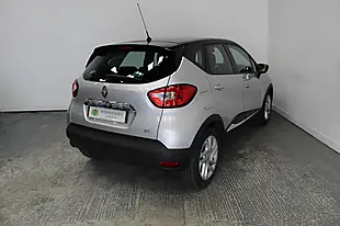 Used 2016 Renault Captur Dynamique Nav Silver - Interior and Exterior details 6