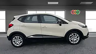 Used 2016 Renault Captur Dynamique Nav White - Interior and Exterior details 16