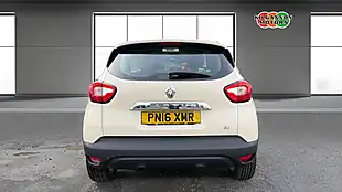 Used 2016 Renault Captur Dynamique Nav White - Interior and Exterior details 5