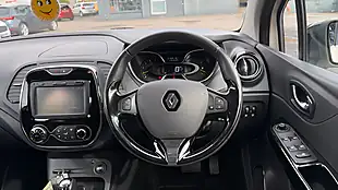 Used 2016 Renault Captur Dynamique Nav White - Interior and Exterior details 8