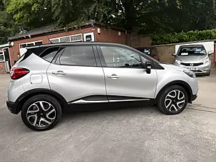 Used 2016 Renault Captur Dynamique S Nav Black - Interior and Exterior details 9