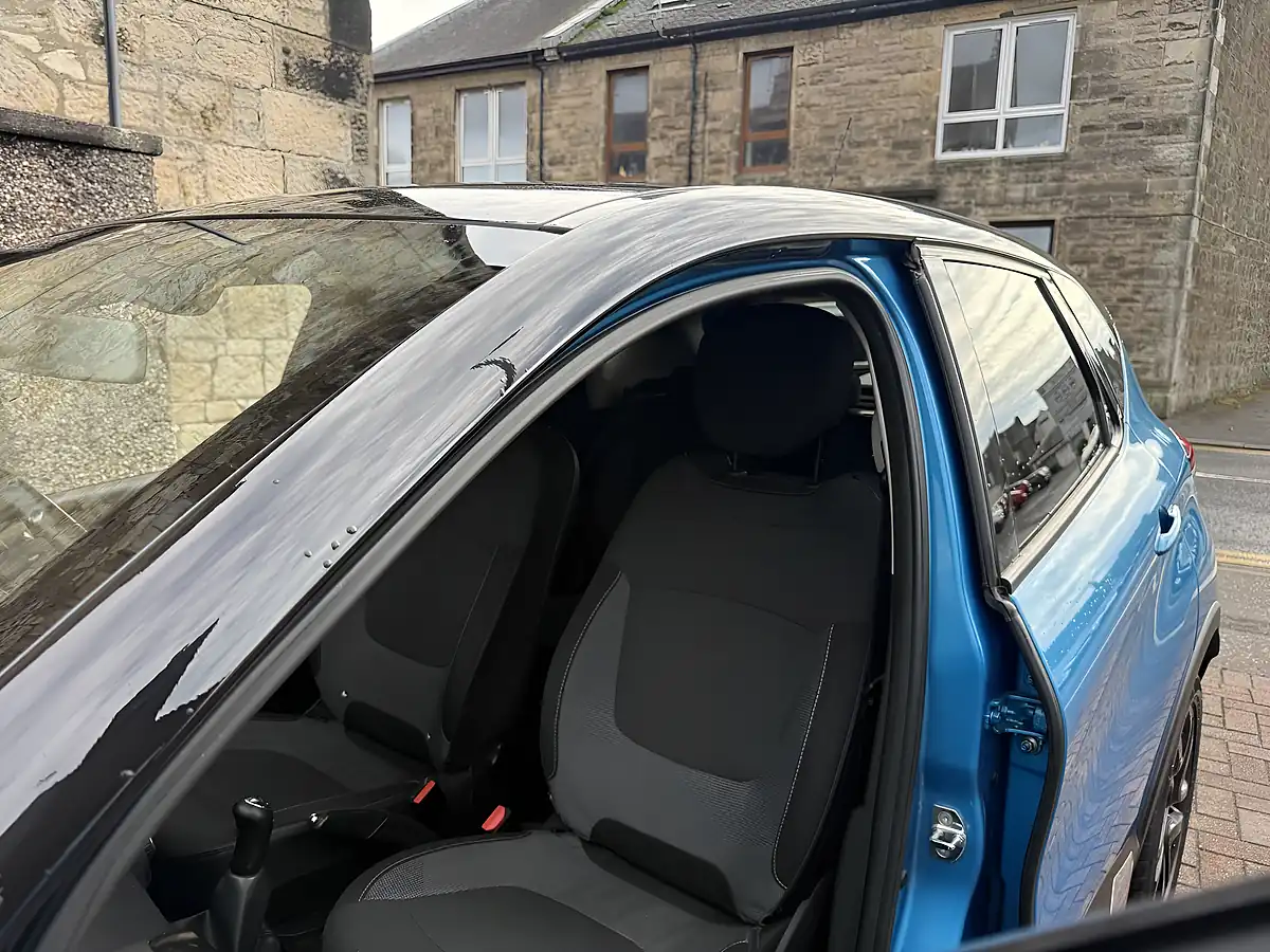 Used 2016 Renault Captur Dynamique S Nav Blue - Interior and Exterior details 10