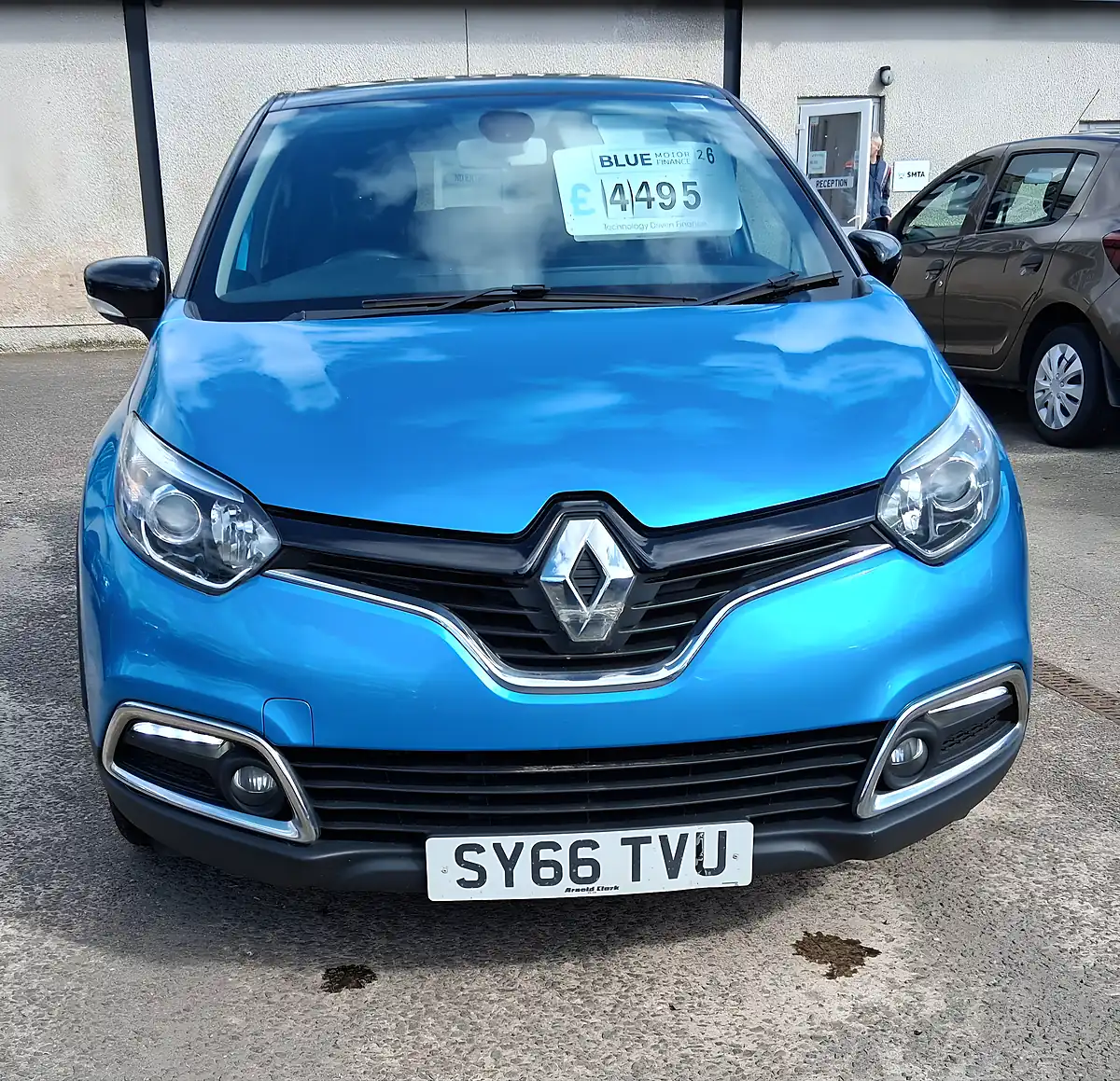 Used 2016 Renault Captur Dynamique S Nav Blue - Interior and Exterior details 2