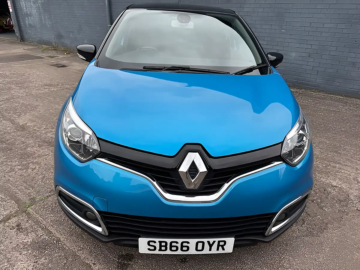 Used 2016 Renault Captur Dynamique S Nav Blue - Interior and Exterior details 6