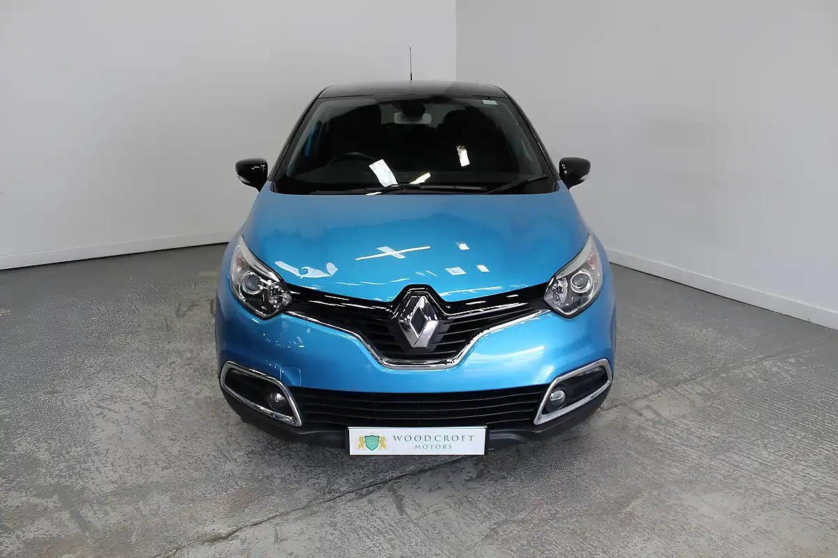 Used 2016 Renault Captur Dynamique S Nav Blue - Interior and Exterior details 10