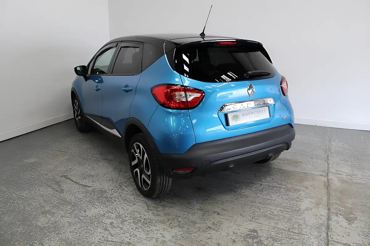 Used 2016 Renault Captur Dynamique S Nav Blue - Interior and Exterior details 6