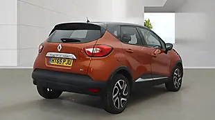 Used 2016 Renault Captur Dynamique S Nav Orange - Interior and Exterior details 10
