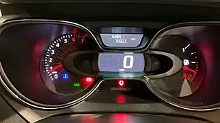 Used 2016 Renault Captur Dynamique S Nav Orange - Interior and Exterior details 10