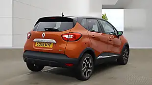 Used 2016 Renault Captur Dynamique S Nav Orange - Interior and Exterior details 4