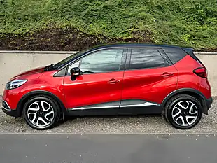Used 2016 Renault Captur Dynamique S Nav Red - Interior and Exterior details 3