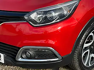 Used 2016 Renault Captur Dynamique S Nav Red - Interior and Exterior details 7