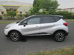 Used 2016 Renault Captur Dynamique S Nav Silver - Interior and Exterior details 2