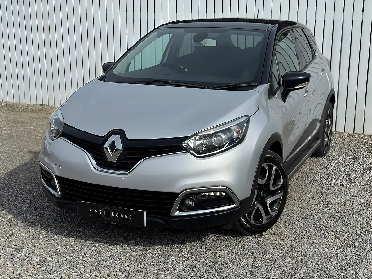 Used 2016 Renault Captur Dynamique S Nav Silver - Interior and Exterior details 2