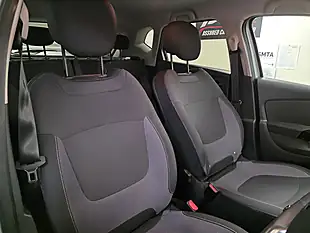 Used 2016 Renault Captur Dynamique S Nav Silver - Interior and Exterior details 15