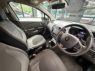Used 2016 Renault Captur Dynamique S Nav White - Interior and Exterior details 3
