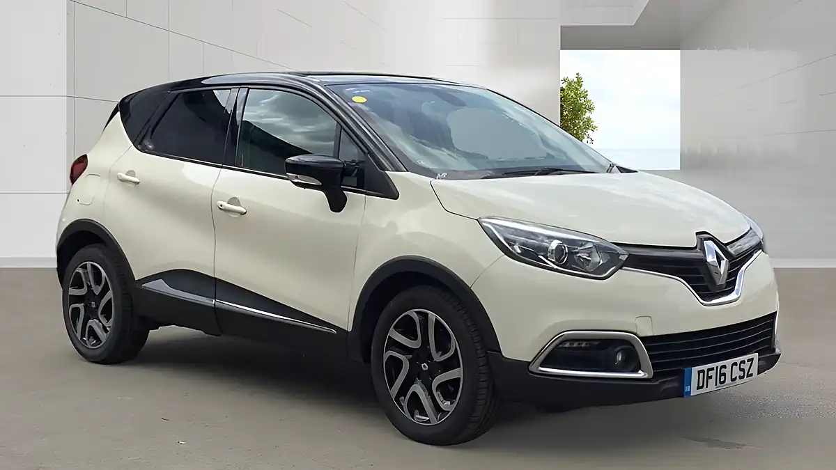 Used 2016 Renault Captur Dynamique S Nav White - Front View