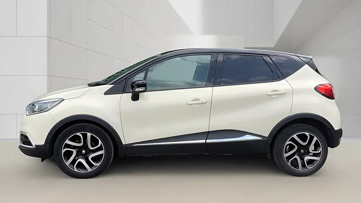 Used 2016 Renault Captur Dynamique S Nav White - Interior and Exterior details 6