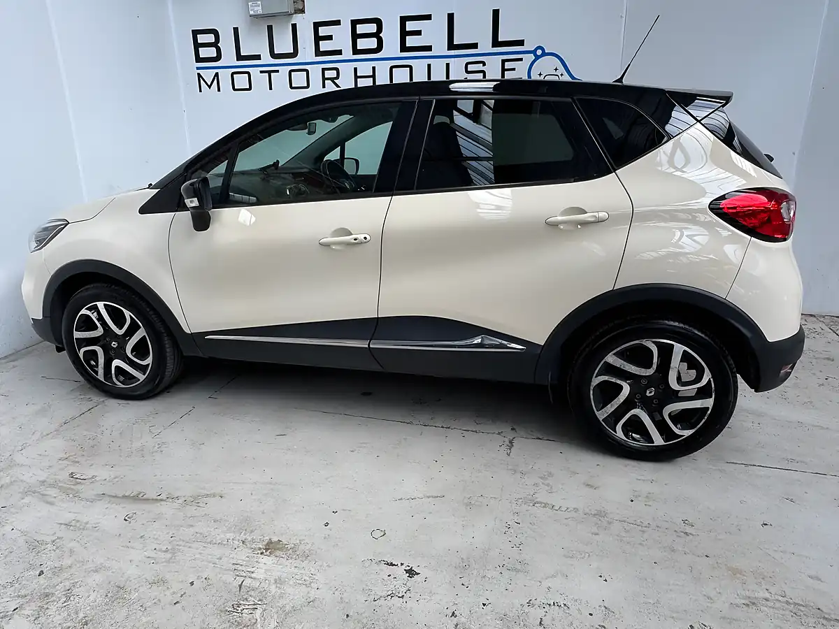Used 2016 Renault Captur Dynamique S Nav White - Interior and Exterior details 7