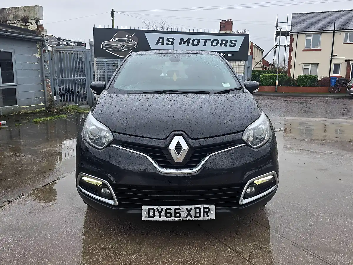 Used 2016 Renault Captur Energy Dynamique Nav Black - Interior and Exterior details 2
