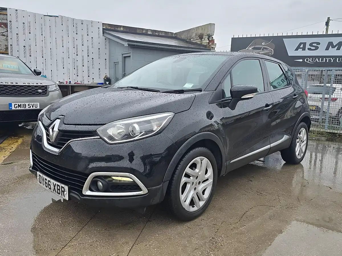 Used 2016 Renault Captur Energy Dynamique Nav Black - Interior and Exterior details 3