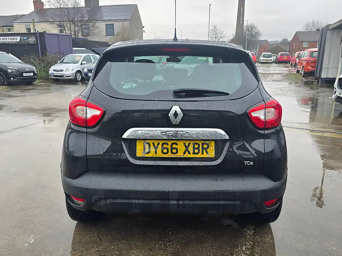Used 2016 Renault Captur Energy Dynamique Nav Black - Interior and Exterior details 6