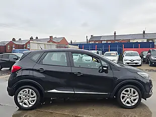 Used 2016 Renault Captur Energy Dynamique Nav Black - Interior and Exterior details 8