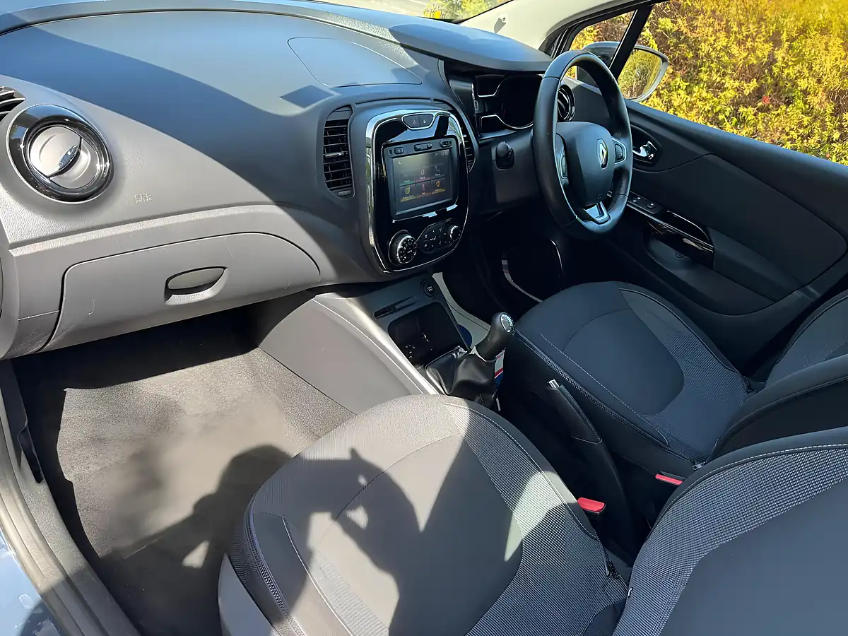 Used 2016 Renault Captur Energy Dynamique Nav Blue - Interior and Exterior details 10