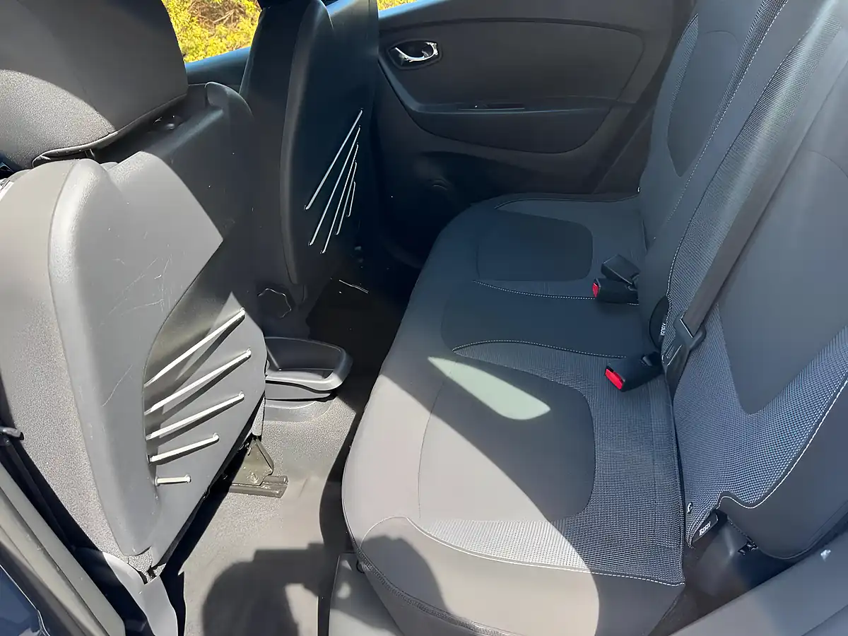 Used 2016 Renault Captur Energy Dynamique Nav Blue - Interior and Exterior details 12